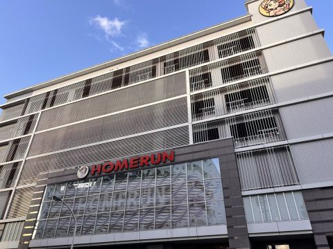 ホームラン桑名店の取材写真1