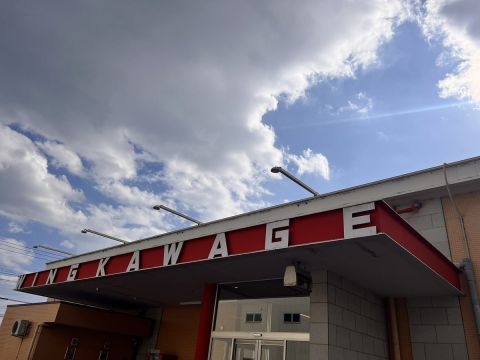 ウイング河芸店の取材写真1