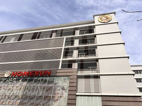 ホームラン桑名店の取材写真1