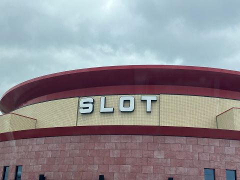 ホームラン四日市店の取材写真1