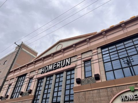 ホームラン津店の取材写真1