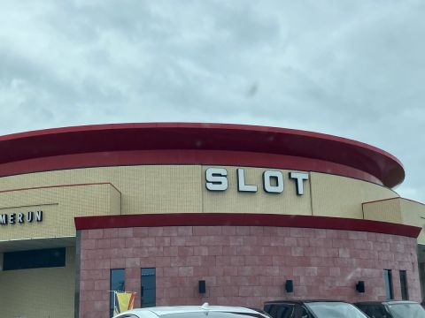 ホームラン四日市店の取材写真1