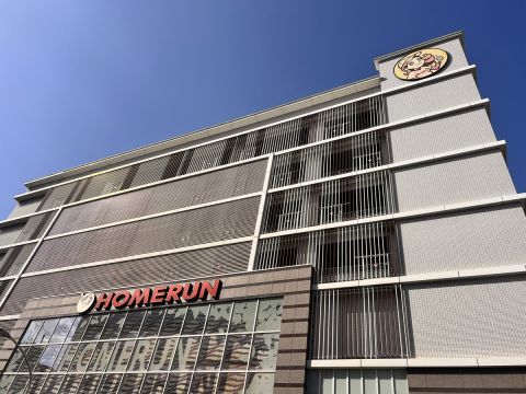 ホームラン桑名店の取材写真1