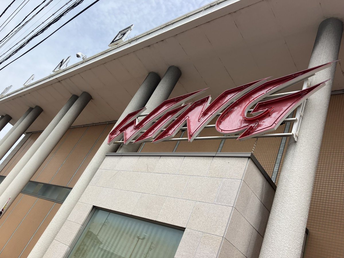 ウイング河芸店の取材写真1