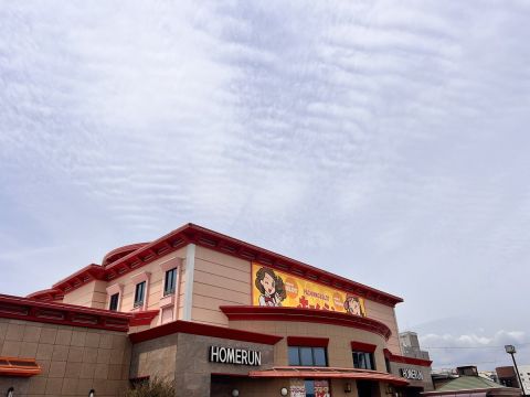 ホームラン平田店の取材写真1