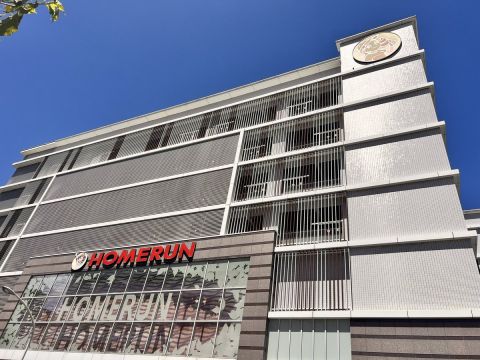 ホームラン桑名店の取材写真1