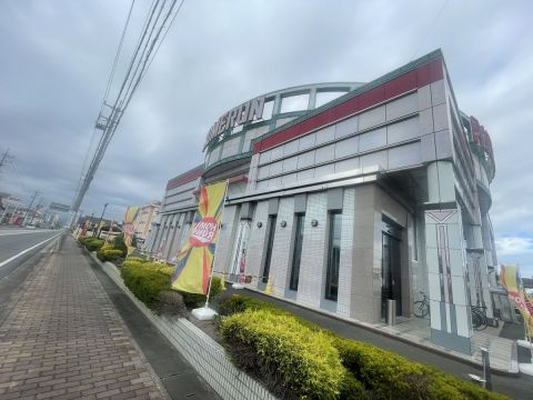 ホームラン白子店の取材写真1