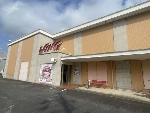ウイング河芸店の取材写真1